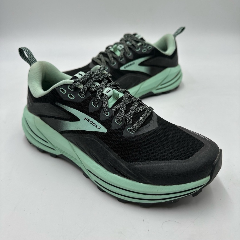Brooks Cascadia 16 Womens 8 Black Green Trail Running Shoes Sneakers 1203631B049